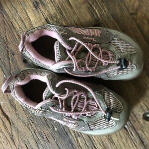 Teva toddler hiking boots